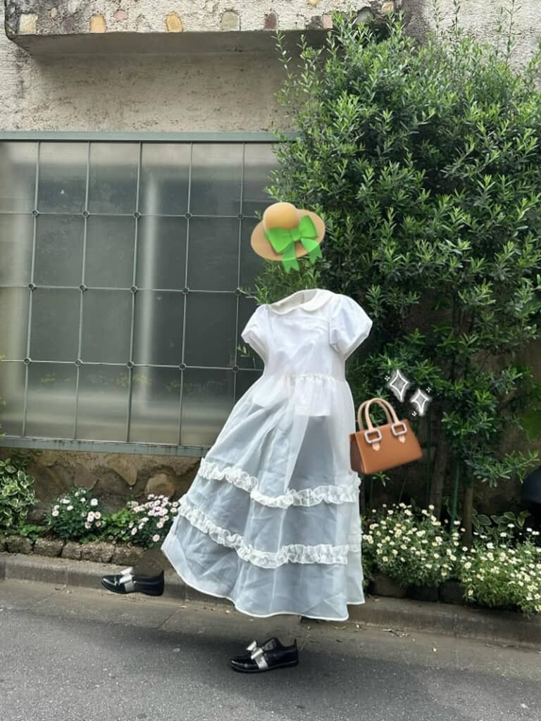 透明人間のようなドレス写真