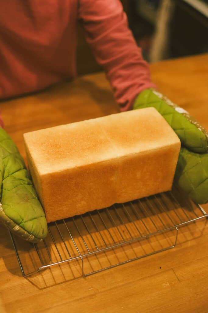 投稿主さんの妻が焼き上げた食パン