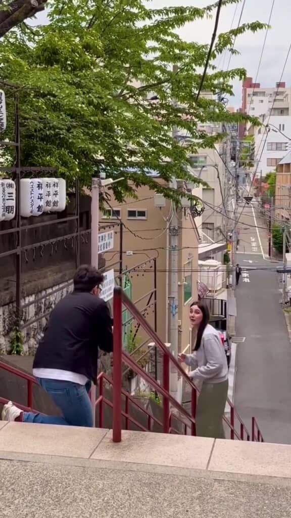 「君の名は。」の聖地でプロポーズ
