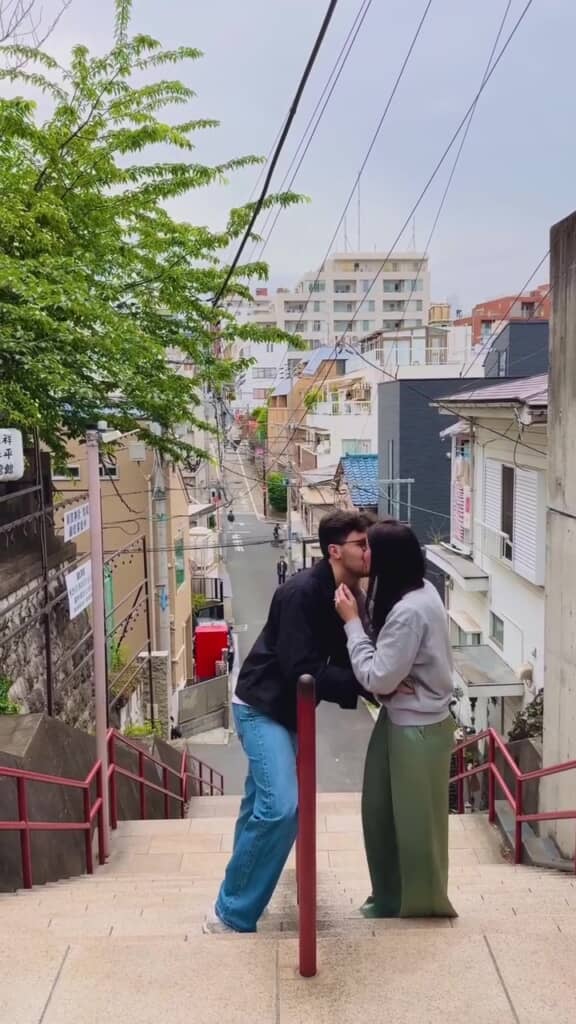 再びキス
