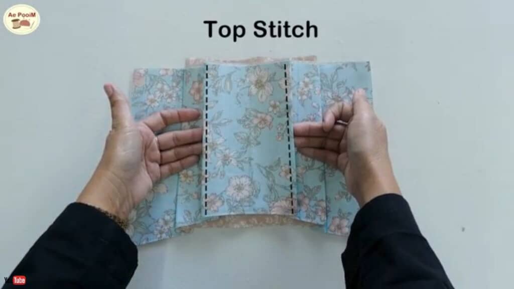 前面のポケットになる部分