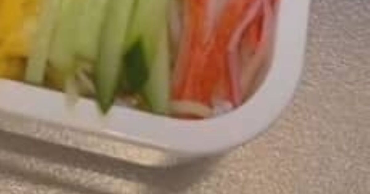 寝坊＆ごはん炊き忘れた妻→爆速で“夫の弁当”を作ったら……　目からウロコのテクと美しい仕上がりが「参考になる！」 | グルメ ねとらぼ