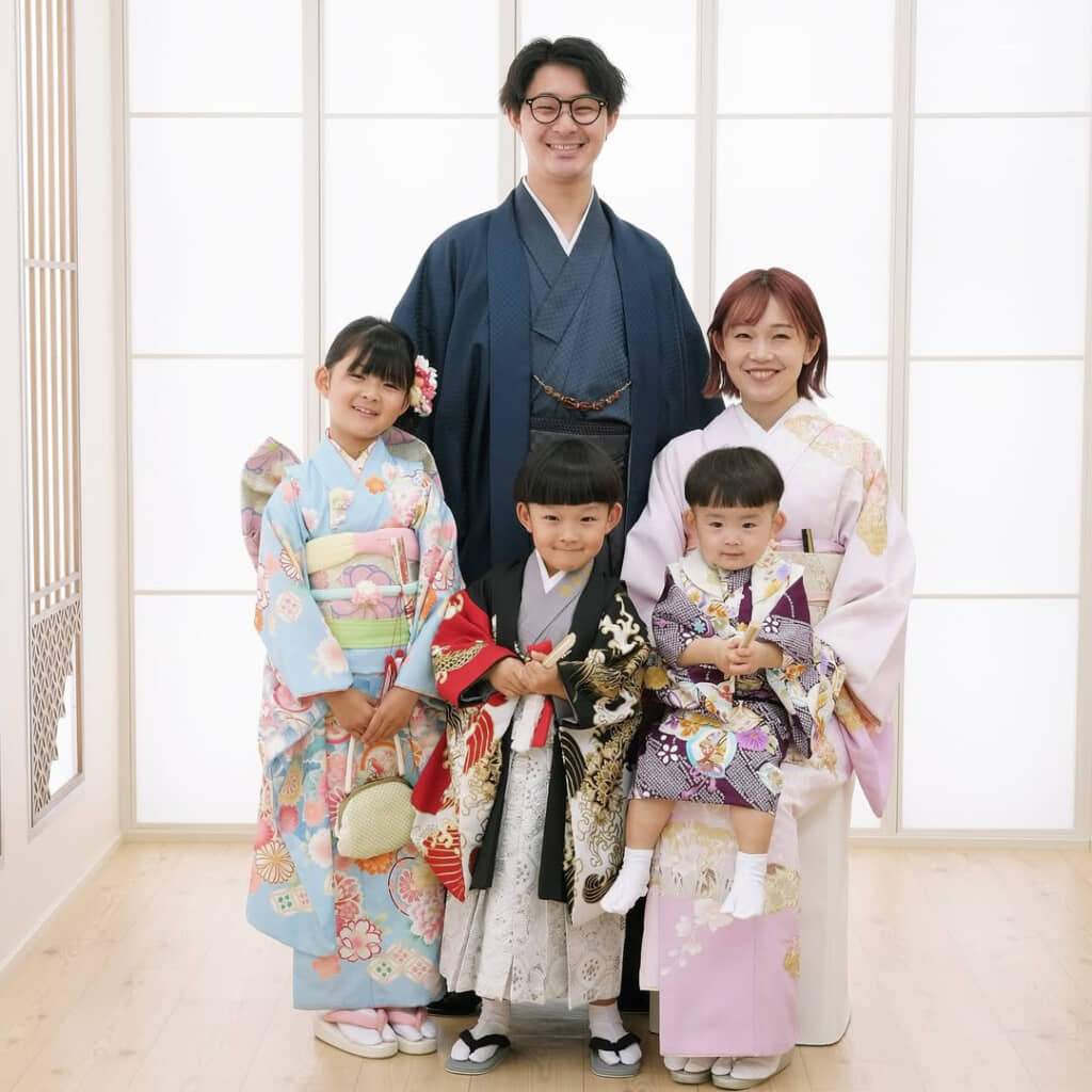 家族5人で撮った記念写真
