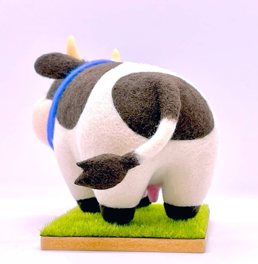 尻尾は揺れています