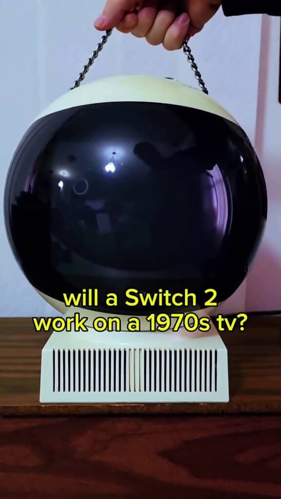 1970年代に発売された球状のテレビ