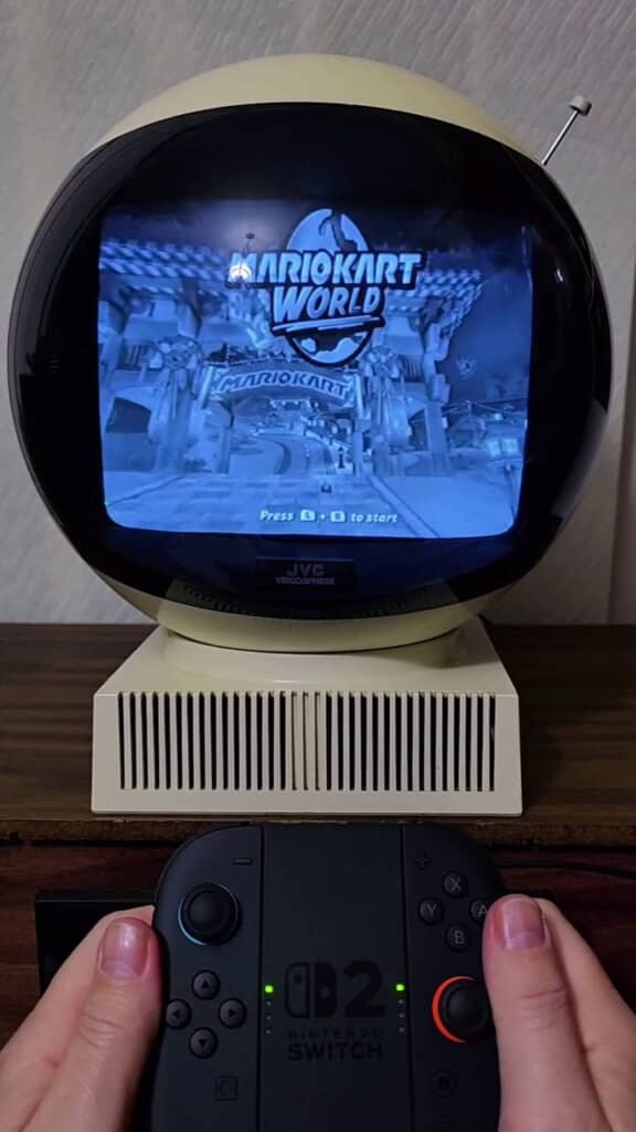 JVC ビデオスフィアに映し出されたマリオカート ワールドの画面