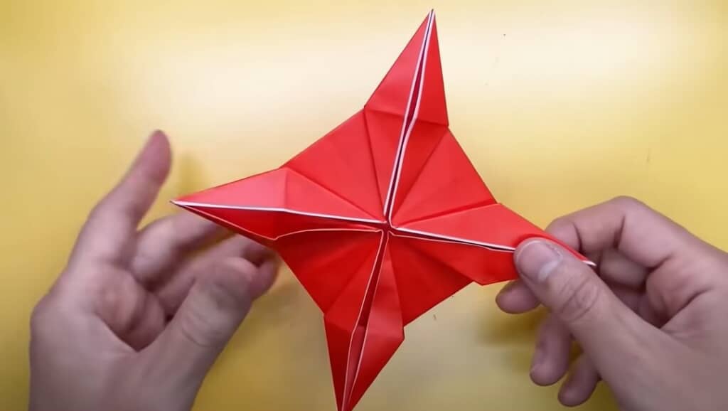 ツノを作っていきます