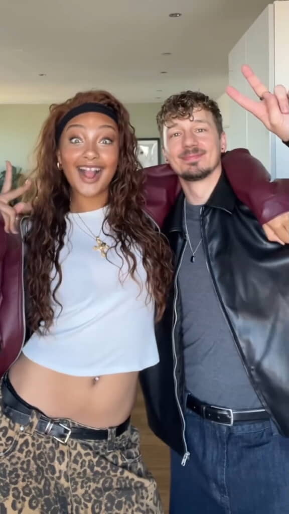 そろっておしゃれな父と娘