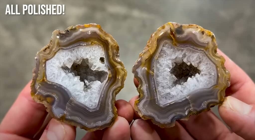 表面をキレイに磨き上げてフィニッシュ！