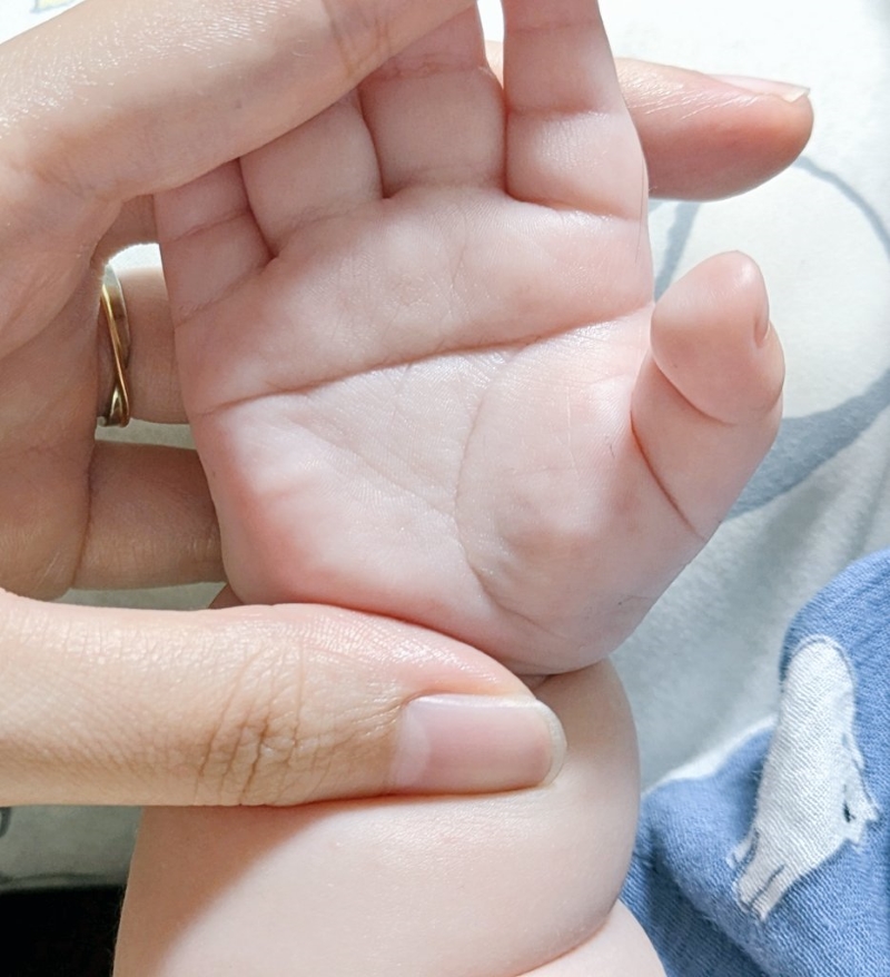 “て”って書いてある！