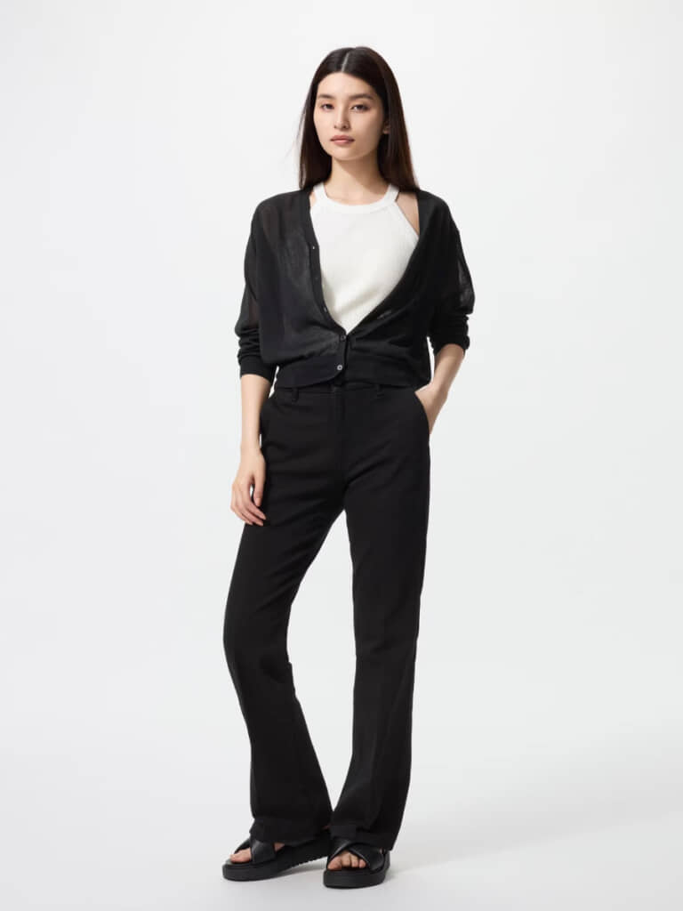 ブラック（ユニクロ公式サイトより）