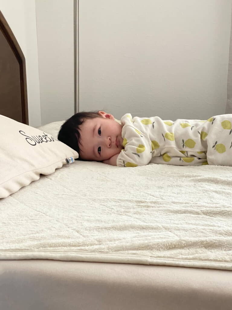 視線を感じると思ったら……