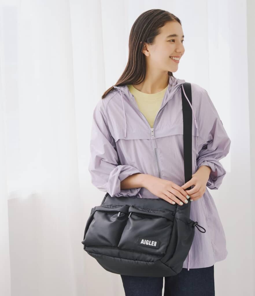 AIGLE TOWN⇔OUTDOOR BIG SHOULDER BAG BOOK