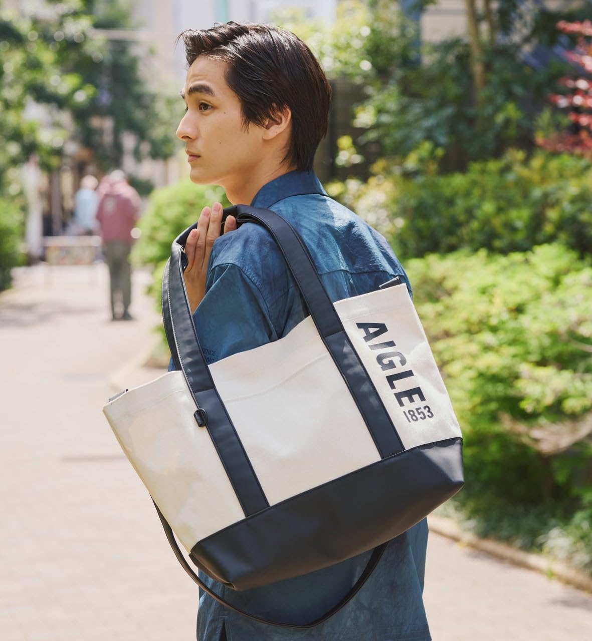 アウトドアブランド「エーグル」のバッグが付録で登場 トートや