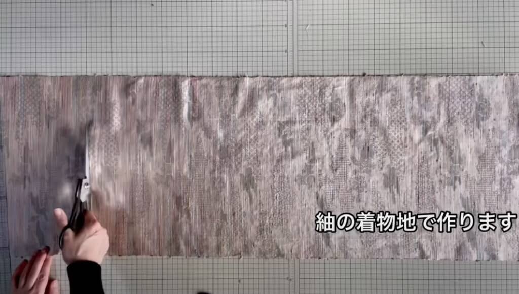 紬の着物地でワンピースを作ります