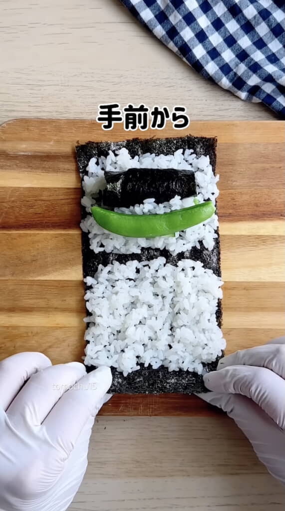 全体を折りたたんでラップでくるんでギュッとする
