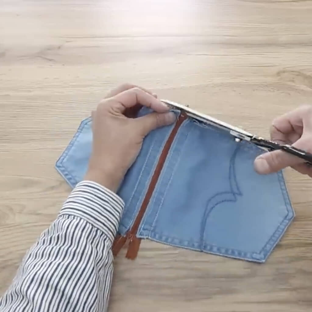 2枚を繋げてポーチに