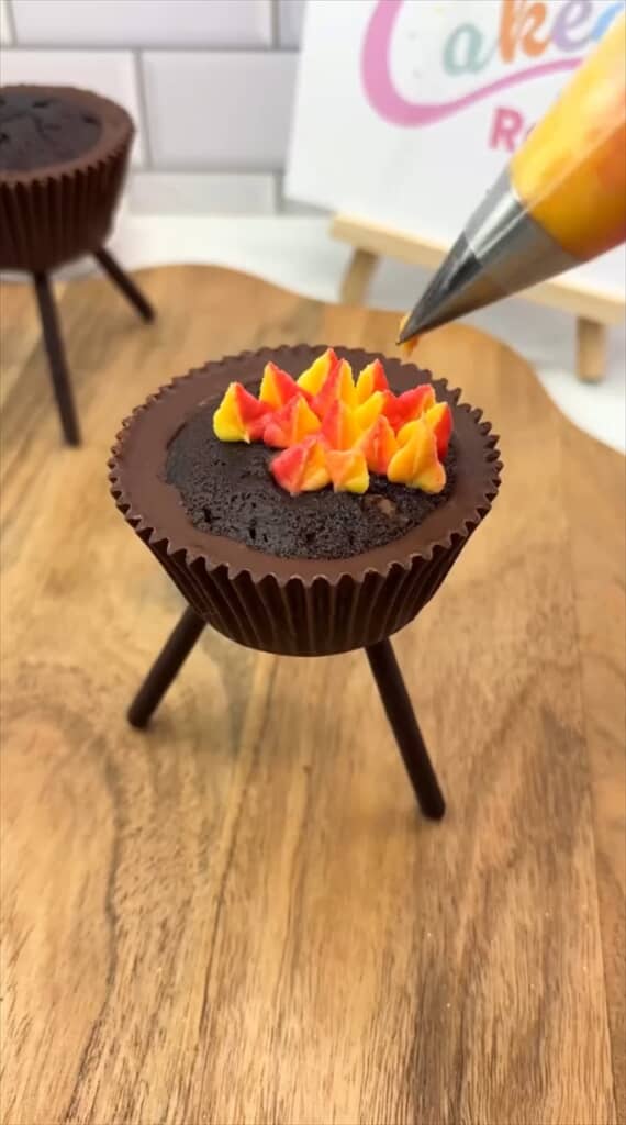 カップケーキでBBQ風にするRachel Lindsayのアイデア料理