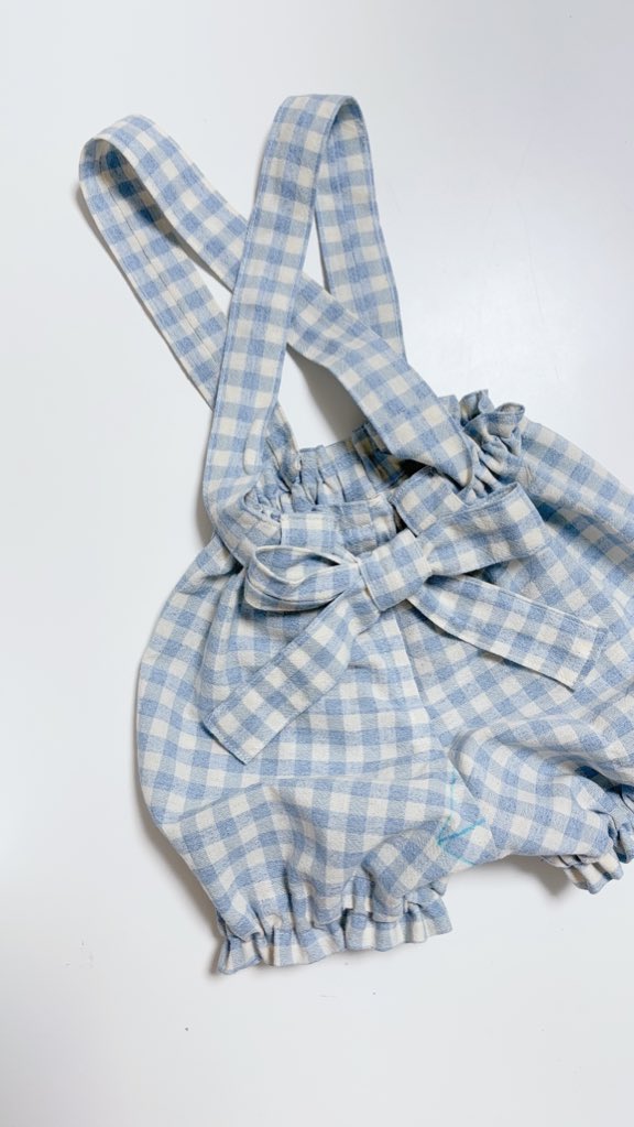 たった1時間で子ども服を完成。チェック柄もきっちりそろっています