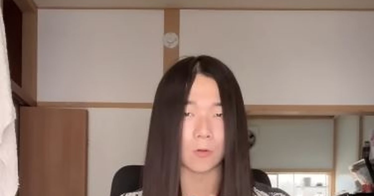超ロン毛の男性「下を向くと集中線が現れる」→何を言っているのかと思ったら……「おもろすぎるw」　“まさかの光景”が60万再生（1/2） | ライフスタイル ねとらぼ