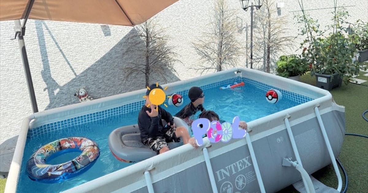 辻希美＆杉浦太陽、自宅庭の“パラソル付き巨大プール”が圧巻！　親せき集合も余裕の広さで「エンドレスで入ってます」（1/2） | エンタメ ねとらぼ