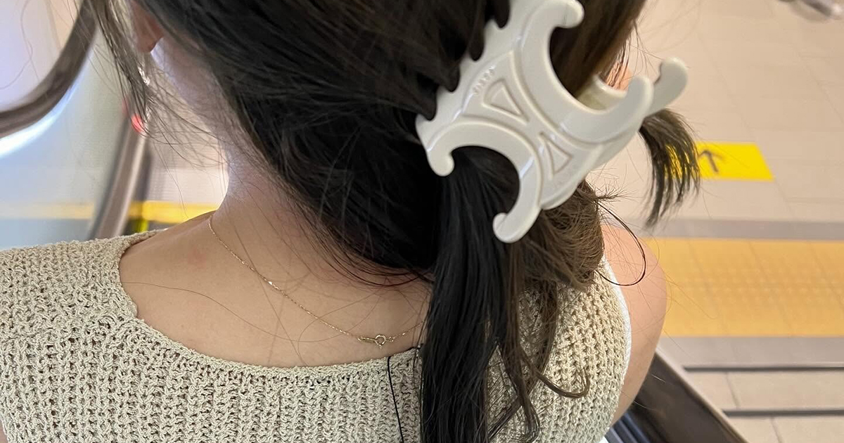 「オワタ」　家族で出かけた帰り道、妻の後ろ姿を見た夫が“衝撃の一言”　「これで電車乗って街中歩いてたん……」（1/2） | ライフスタイル ねとらぼ