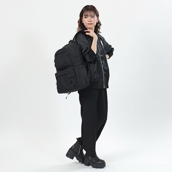 【誠実】 開けるとめちゃくちゃかわいい」マリークワントの“リュック”が バッグ