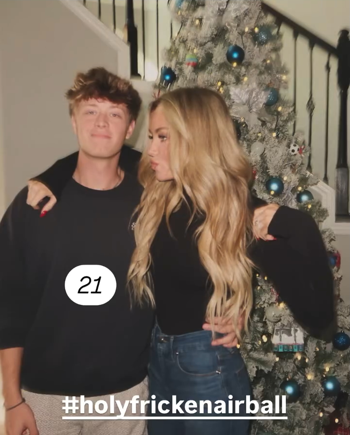 21歳の長男との2ショット