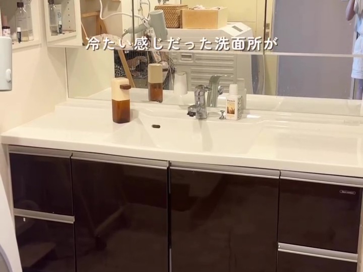 50万かかる洗面台リフォーム→“DIY初心者”の3児ママが8万円で……　プロ顔負けの仕上がりに「センス素晴らしい」「もう初心者じゃない!!」（1/2） | リフォーム・リノベーション・DIY ねとらぼ
