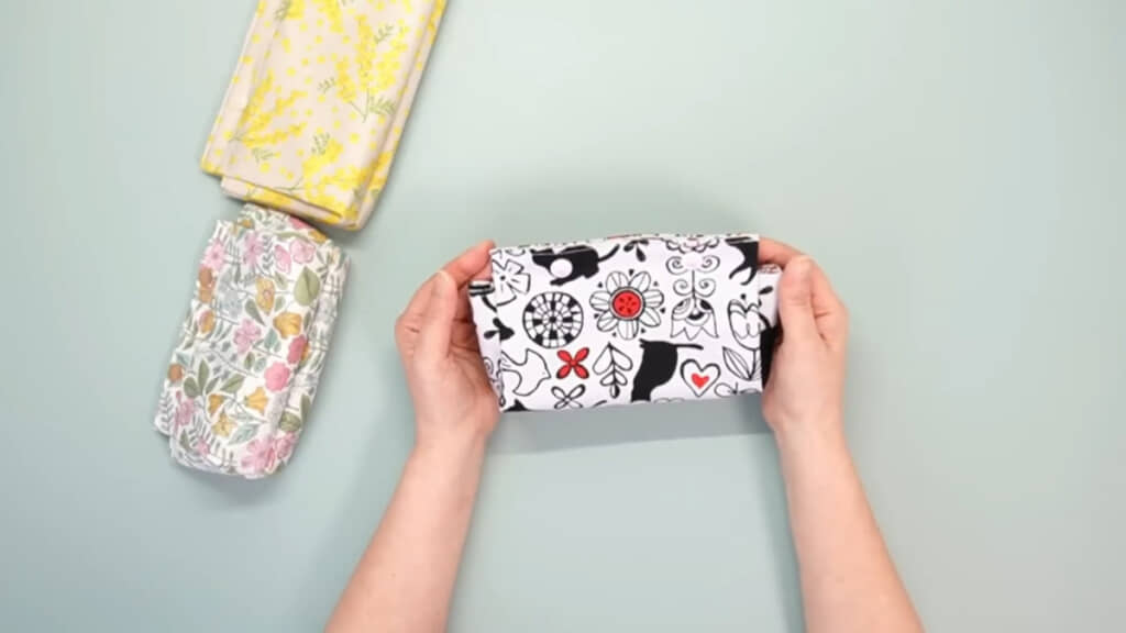 別の生地やサイズ違いで作ったものもすてき！