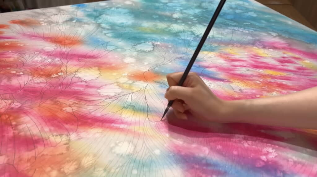 「こんなに美しい絵は初めて見た」　“日本画家”が特大キャンバスに絵の具を散らすと……夢みたいな仕上がりに国内外から反響（1/3） | カルチャー・アート ねとらぼ