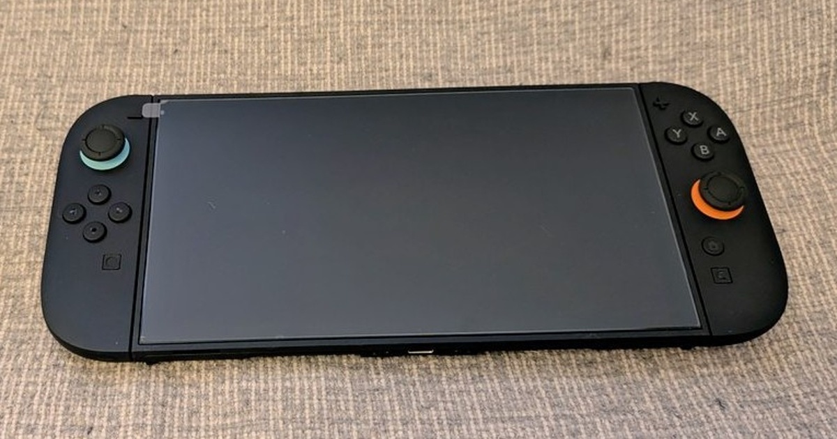 「switch2、switchの1000倍くらいでかいな……」“クセが強い”検証画像に「嘘だといいきれなくて悔しい」と切ない声が続出（1/3） | ゲーム ねとらぼ