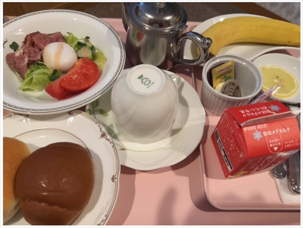 第3子女児を出産した川崎希が食べた豪華な病院食