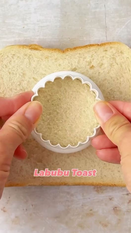 パンでキャラクター