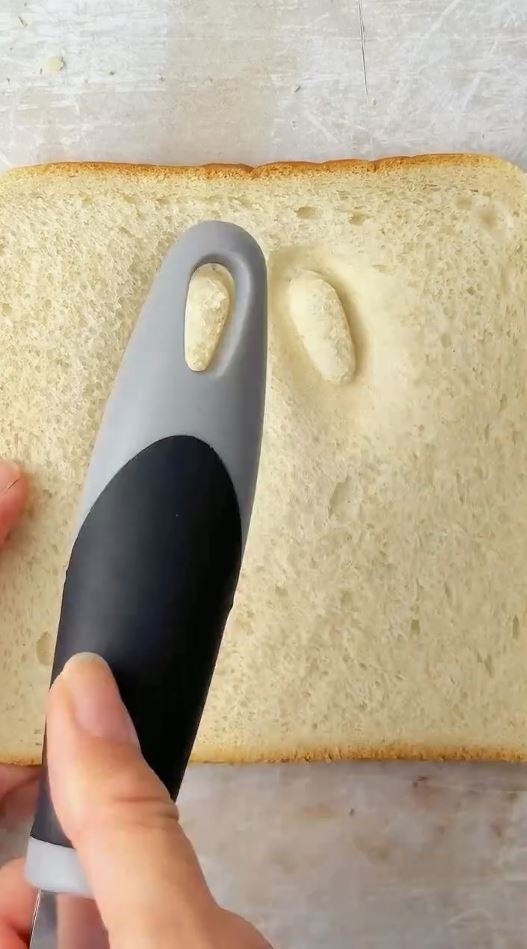 パンでキャラクター