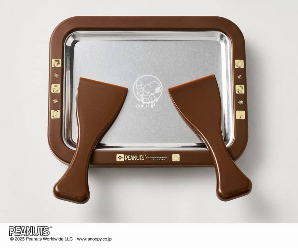 スヌーピーデザインのロールアイスメーカー