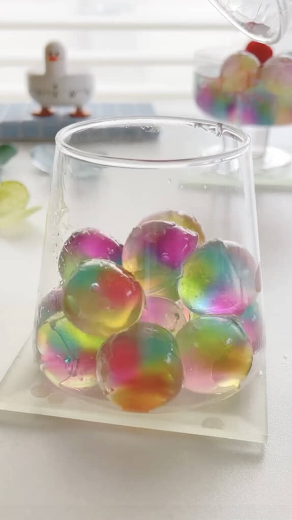 ゆめかわなカラフルゼリーが完成！