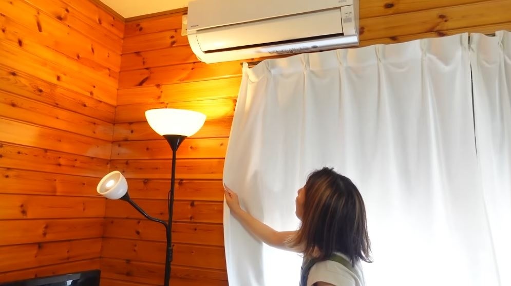 カーテンの端の開閉が楽に！