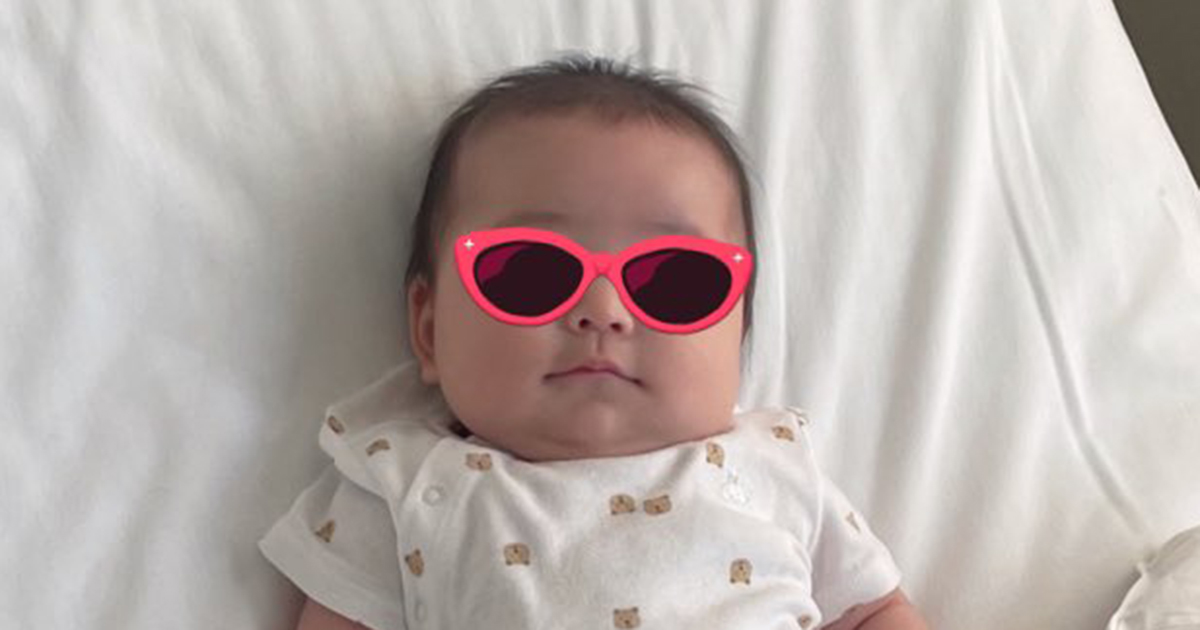 3カ月赤ちゃんのママ、隣を見ると……「人生3周目？」 “思わず二度見の