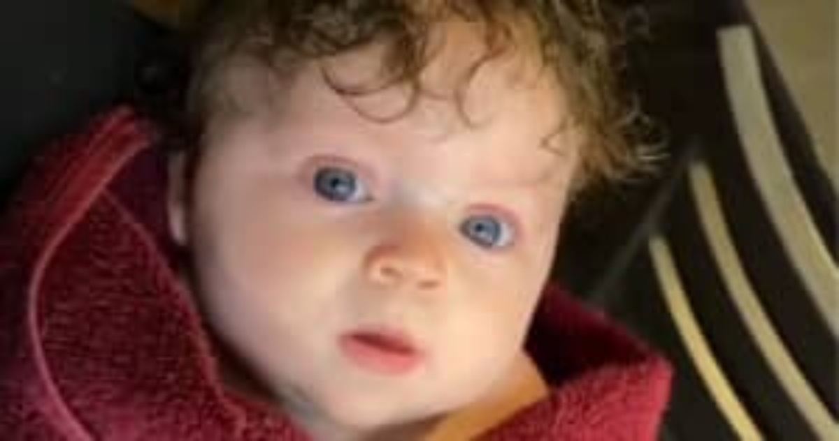 「青い目は赤ちゃんの今だけ」と言われた赤ちゃんの2年後と4年後【海外】（2/3） | ライフスタイル ねとらぼ