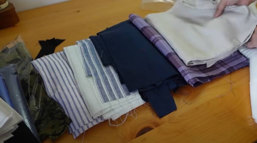 どのハギレを使うか考えます