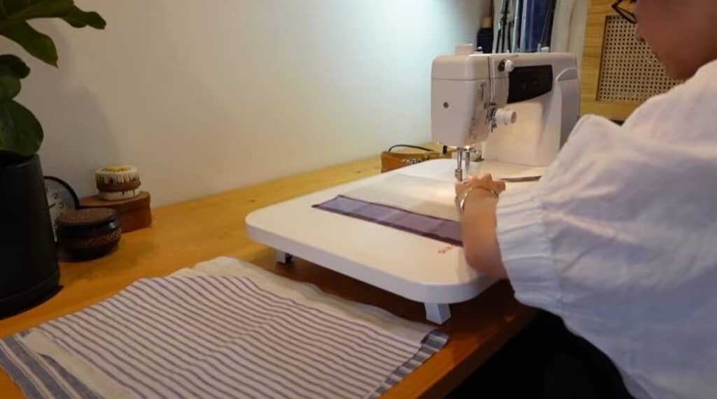 縫い合わせて行きます