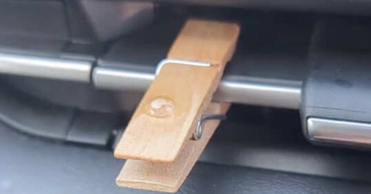 「ずーっと探してました！こーゆーの！」　100均の木製クリップを挟むだけで……　目からウロコの活用法に「頭良い」「よく思いつきましたね」（1/3） | ライフハック ねとらぼ