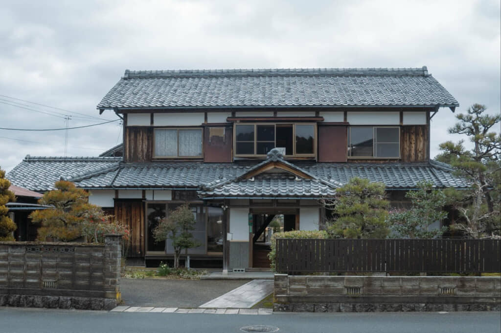 65年の年季を感じさせるビフォー