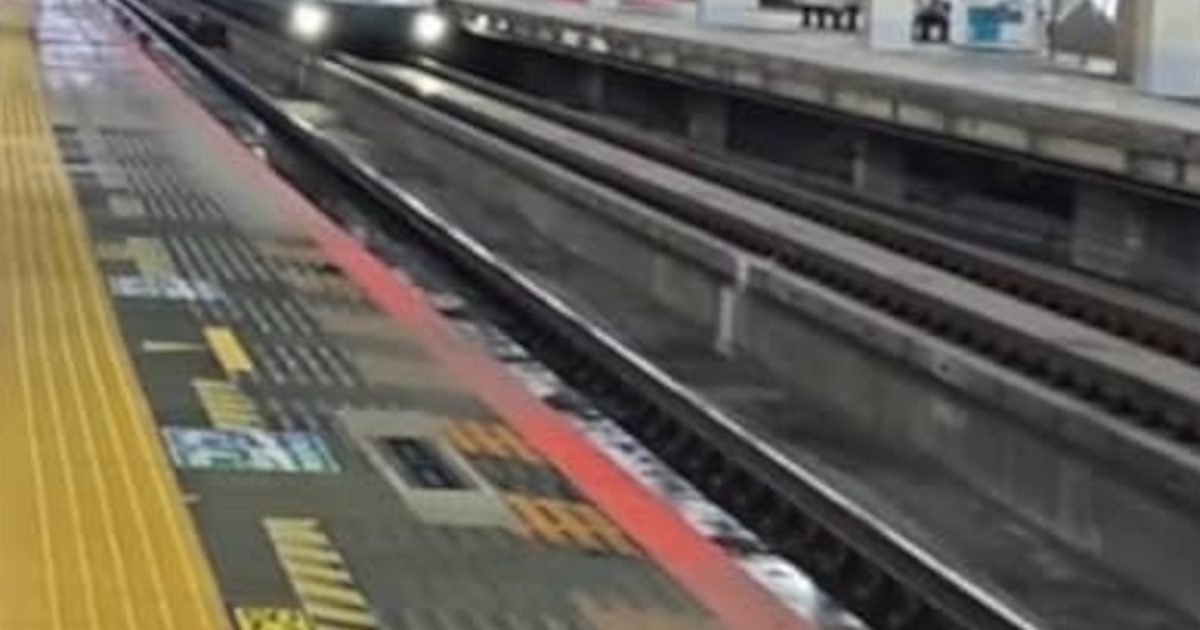 新幹線の専門家、“謎の車両”を狙って大宮駅へ→鉄道ファンが“ざわつく光景”に「うぉー」「いつか生で見てみたい」(1/3) | 電車 ねとらぼ