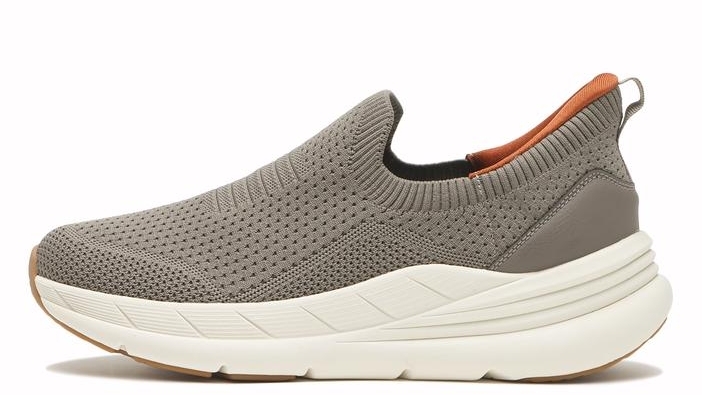 ABC SELECT「スリッポン」TAUPE（6589円）