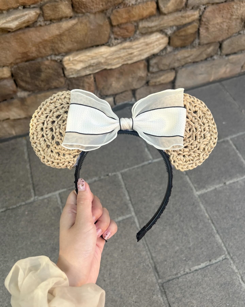 夏らしく涼しげなカチューシャ