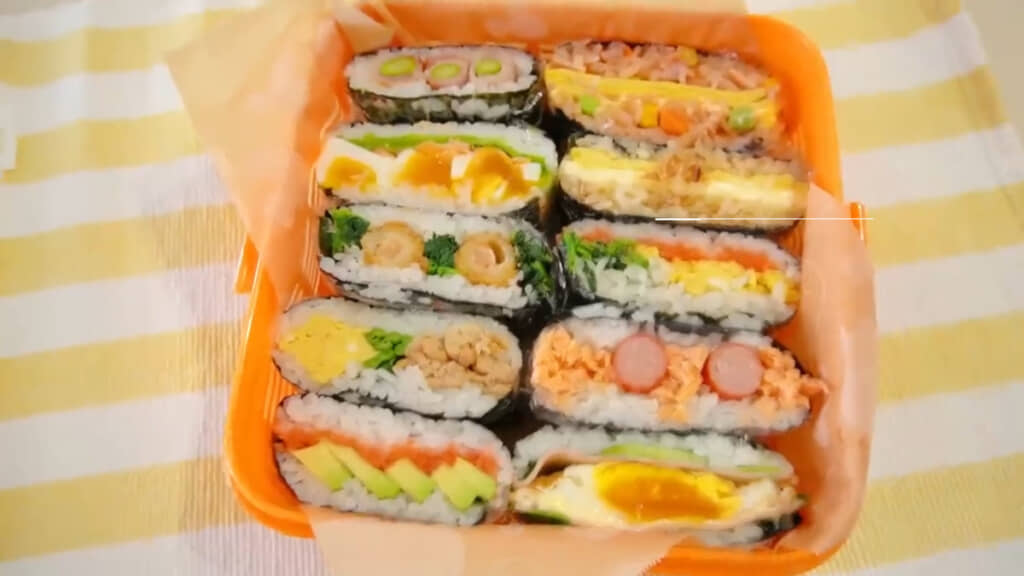 色鮮やかな断面が並んだお弁当がすてき