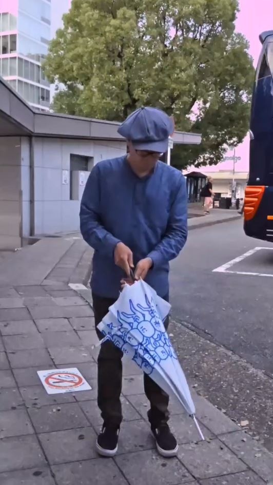 2年かけて開発した傘→開いてみると……「キモい…欲しい…!!」　楽しすぎる斬新なデザインに9万いいね「子どもにバカ受けする」（1/3） | ライフスタイル ねとらぼ