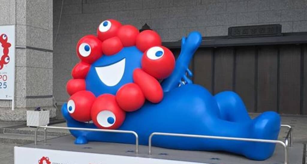 特殊デザインのミャクミャクグッズ”即完売→定価3278円が“約5万